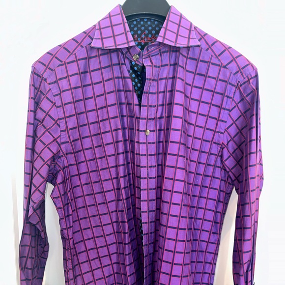 Robert Graham men’s dress shirt. Size medium. Like new. Only worn a few times. - Picture 1 of 3